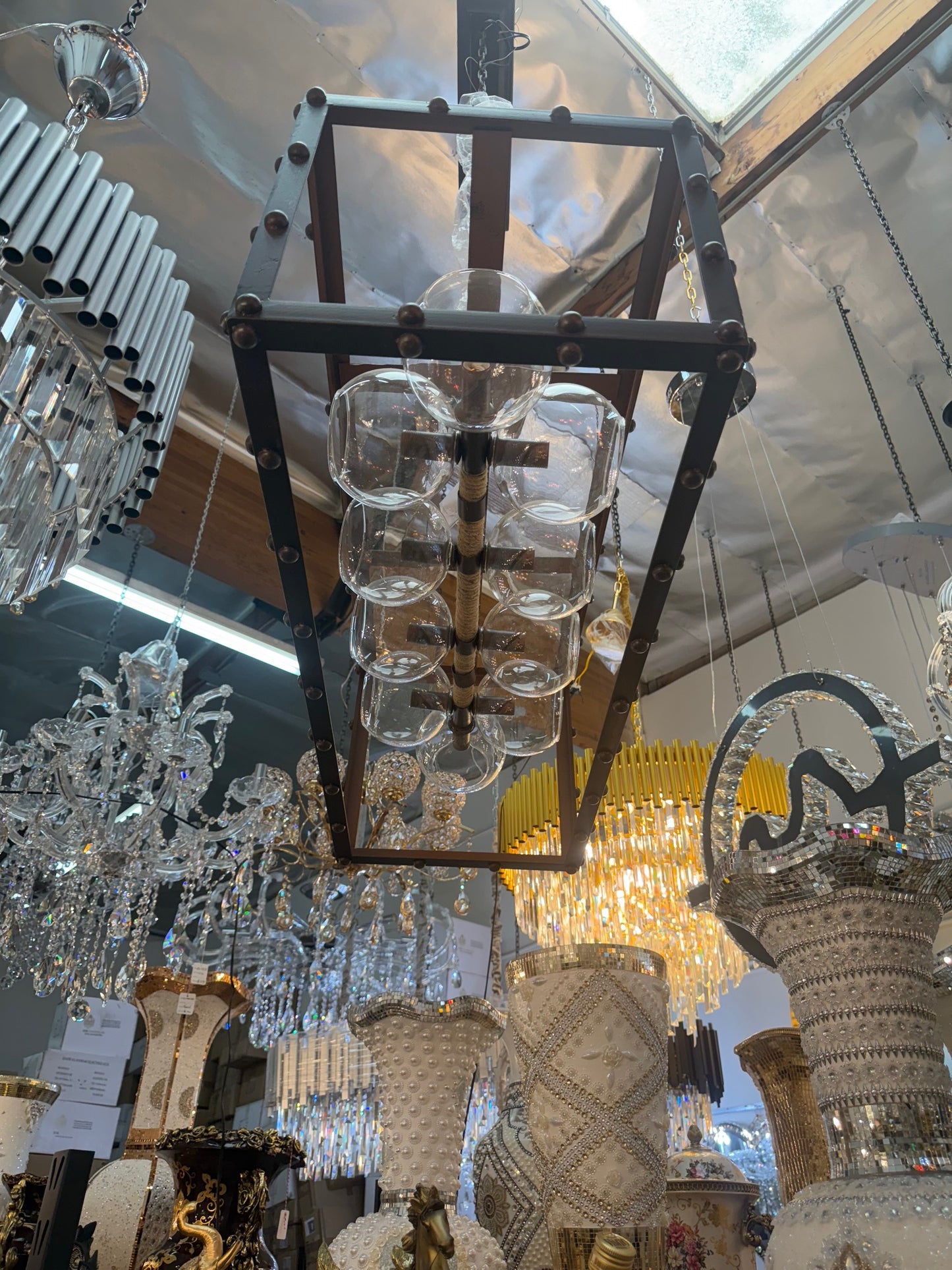 Timeless Chandeliers & Decorative Art Pieces