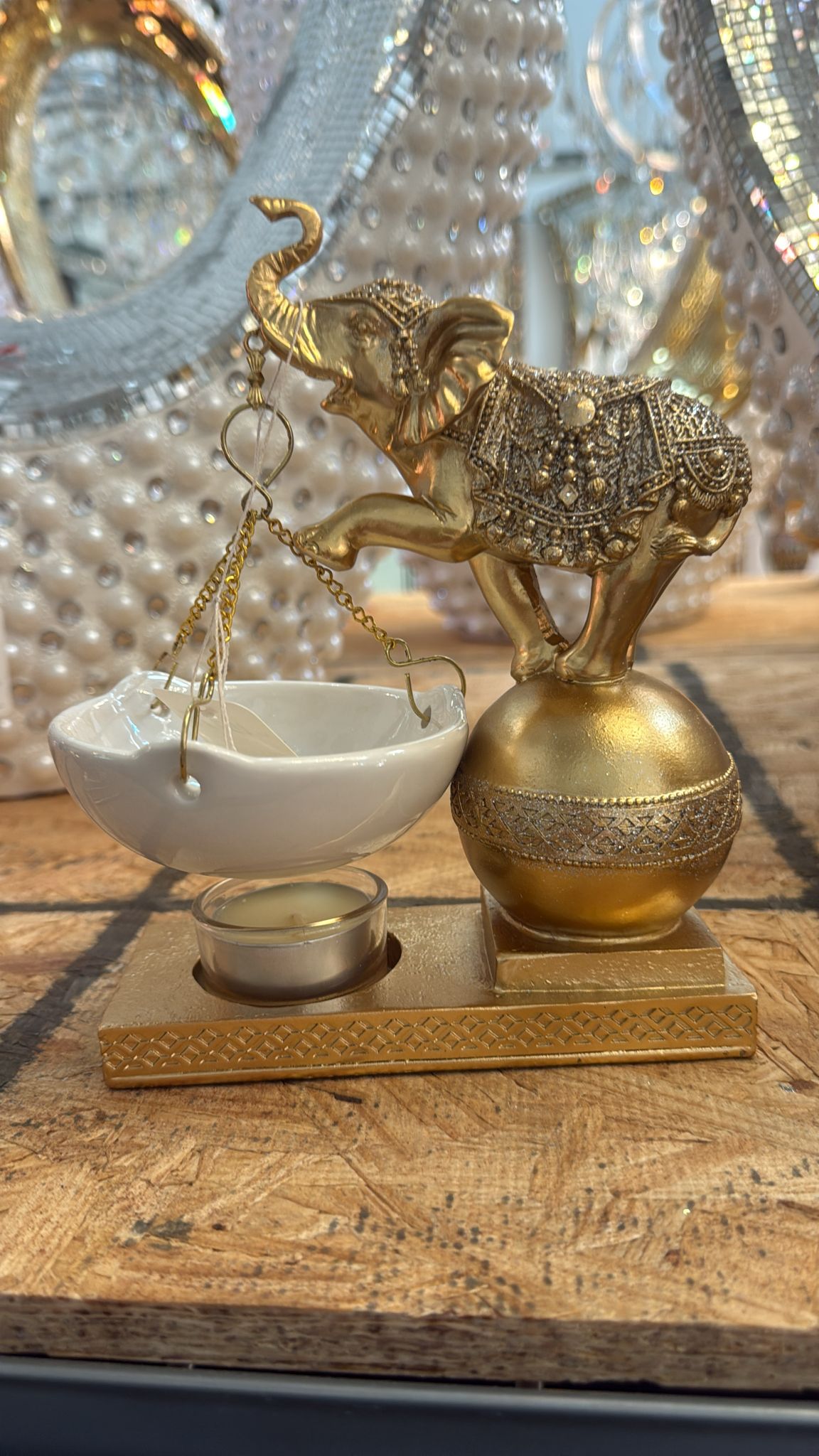 Majestic Golden Elephant Ceramic Oil Burner – H 7"