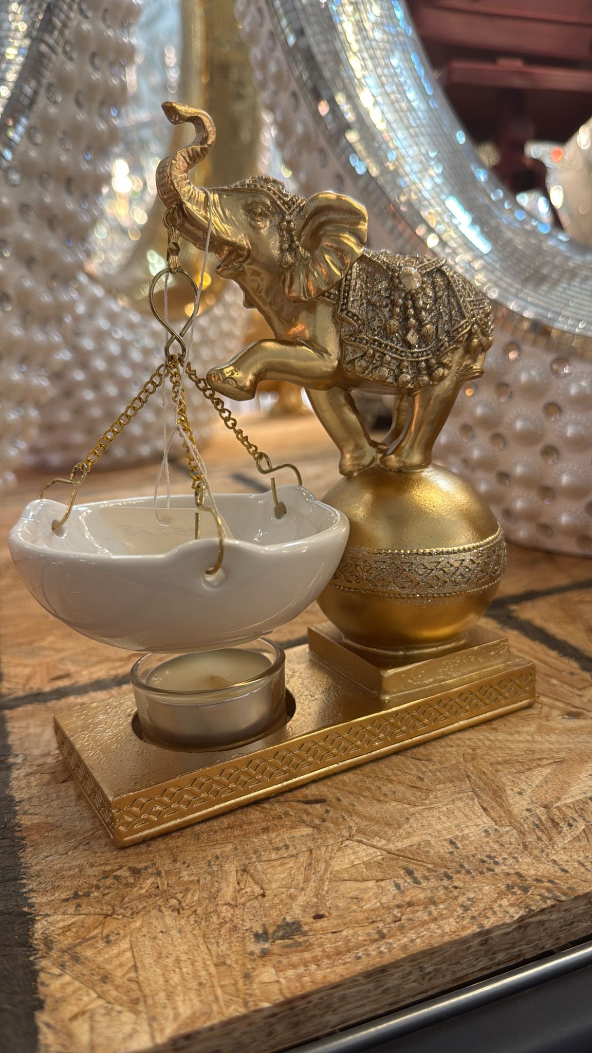 Majestic Golden Elephant Ceramic Oil Burner – H 7"