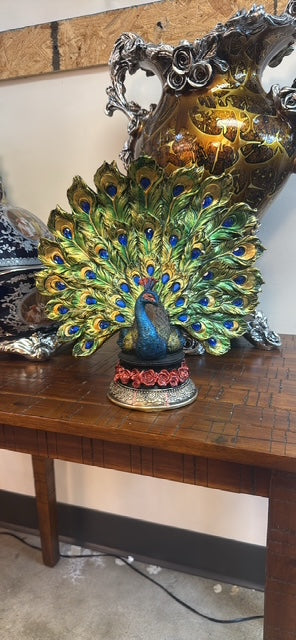 Peacock Size Size: (10H 11W)