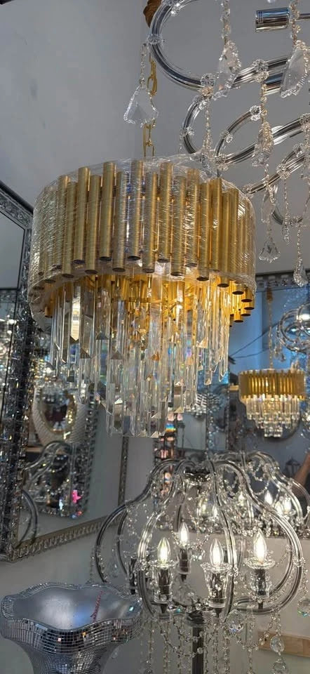 Modern crystal chandelier with orginial crystals (Size: 17W H18H)