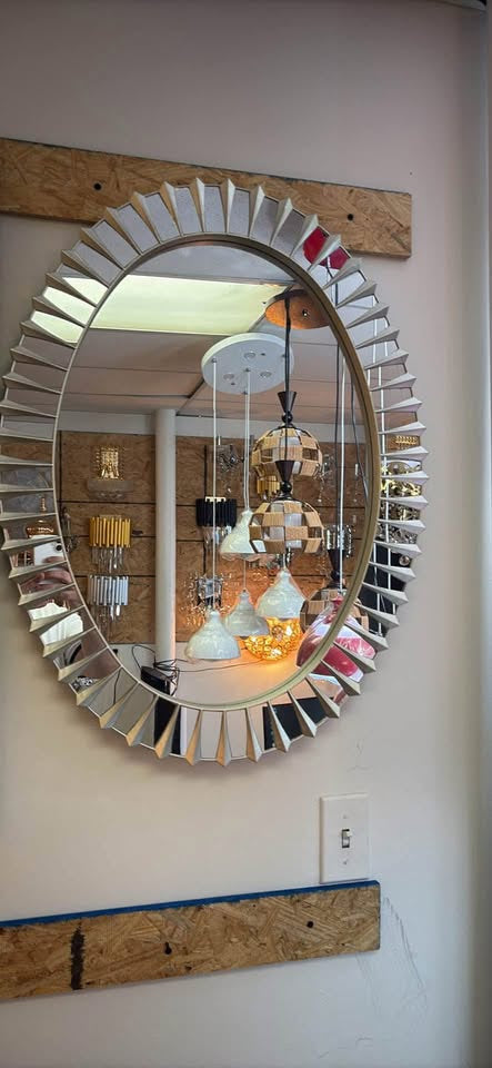 Round Sunburst Wall Mirror – H29" x W22"